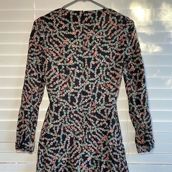 SALONI Nurul Floral Print Lace-Up Mini Dress - Picture 9 of 12